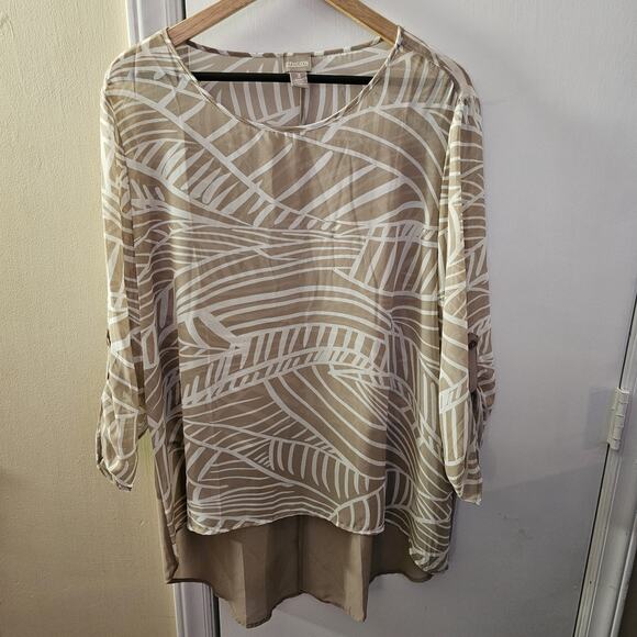 Chicos Beige White Neutral Print Chiffon Top Sz XL Roll Tab Sleeve Resort Office - Picture 1 of 6